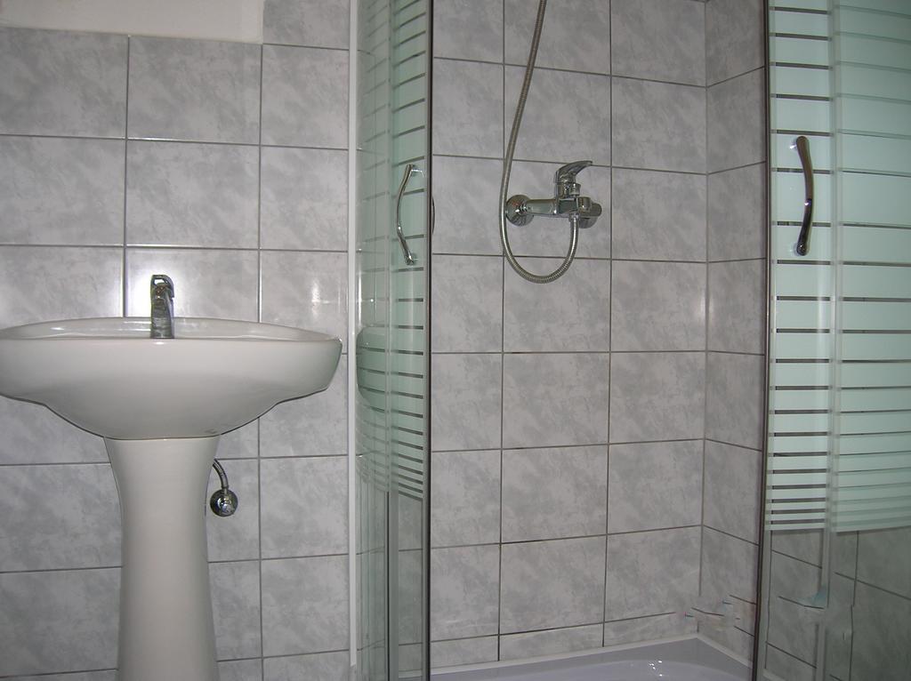 דירות Sárvár Margareta Apartman מראה חיצוני תמונה
