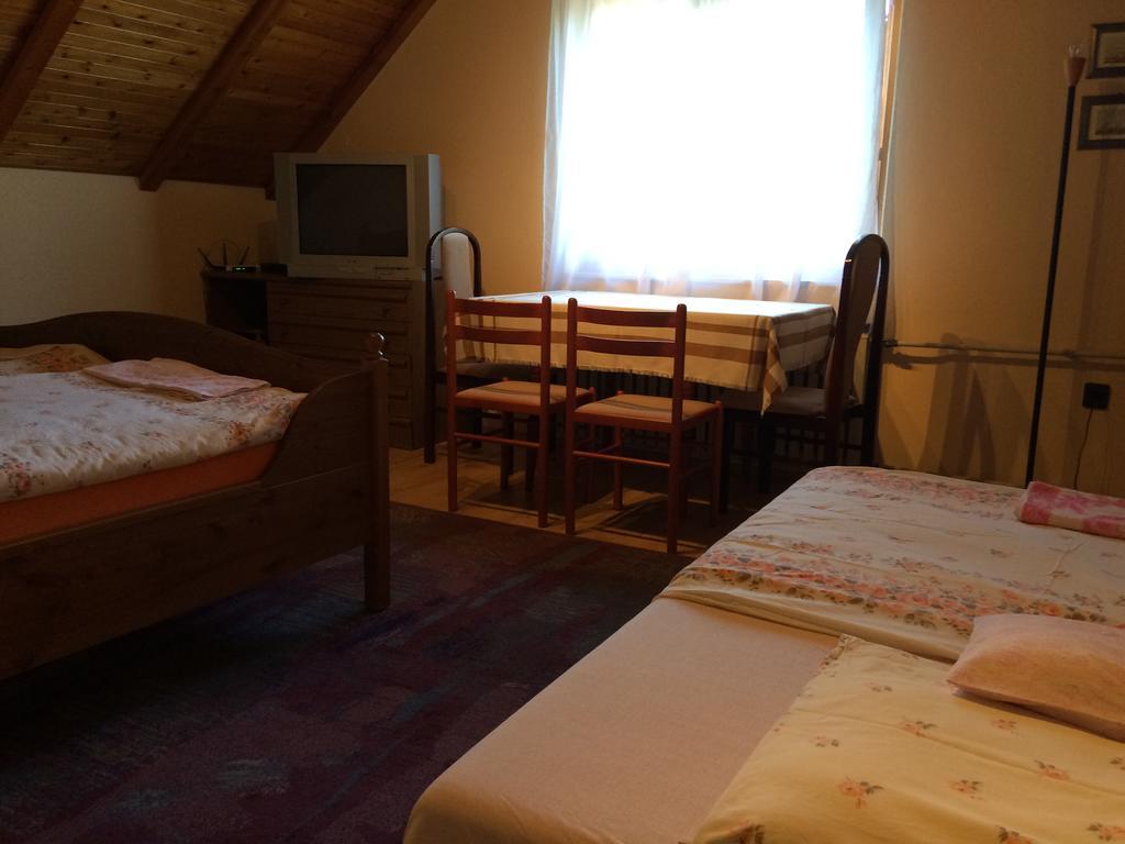 דירות Sárvár Margareta Apartman מראה חיצוני תמונה